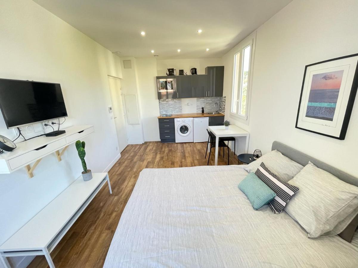 Nice Renting - Cambrai02 - Studio Beach Sea View - Ac - Promenade Des Anglais Екстер'єр фото