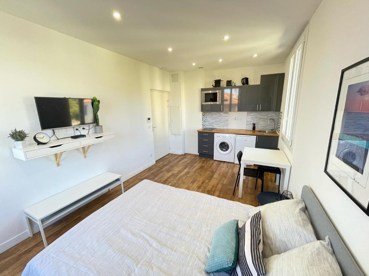 Nice Renting - Cambrai02 - Studio Beach Sea View - Ac - Promenade Des Anglais Екстер'єр фото